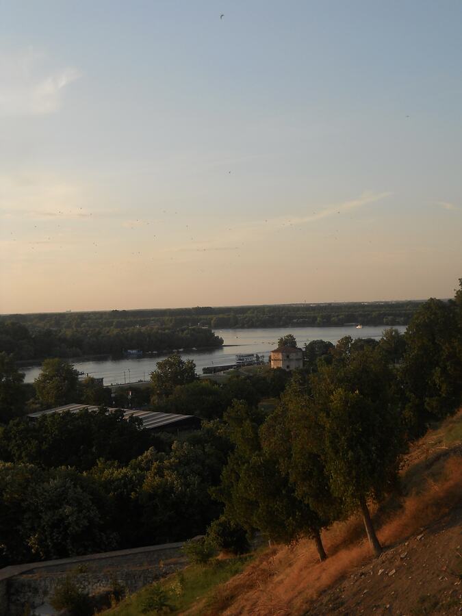 Evening over the river